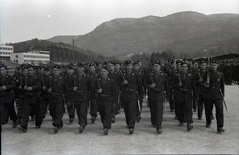 Crna Legija 1942